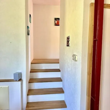 Villa Nach Schweizer Standard Gebaut Ciglione