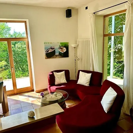 Nach Schweizer Standard Gebaut Villa